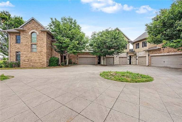 2644 S Everest Ave, Rogers, AR 72758
