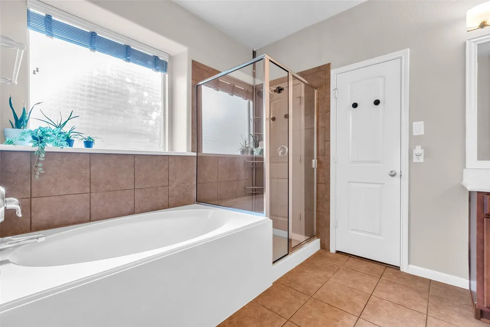 155 Magnolia Grove Ln, Conroe, TX 77384-3407