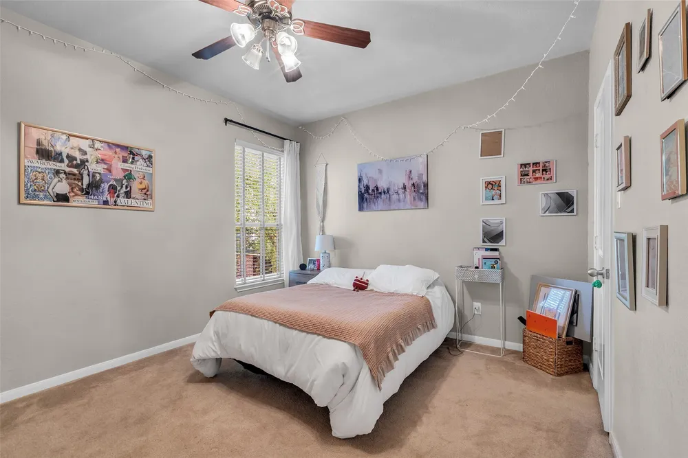 155 Magnolia Grove Ln, Conroe, TX 77384-3407