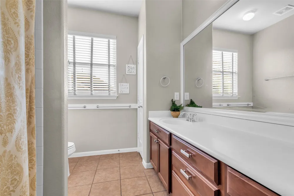 155 Magnolia Grove Ln, Conroe, TX 77384-3407