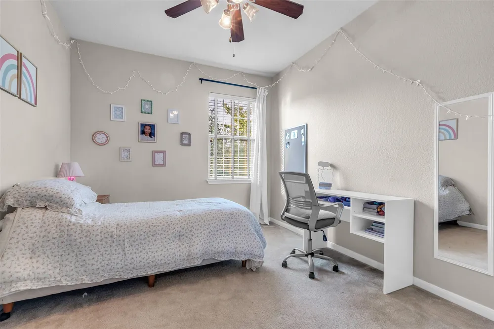 155 Magnolia Grove Ln, Conroe, TX 77384-3407