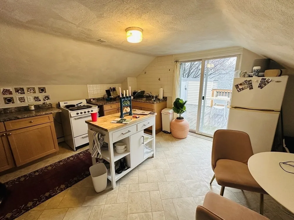43 Lincoln St, Cambridge, MA 02141