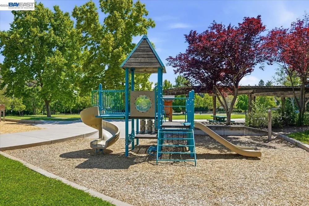 604 Sycamore Ct, Livermore, CA 94551