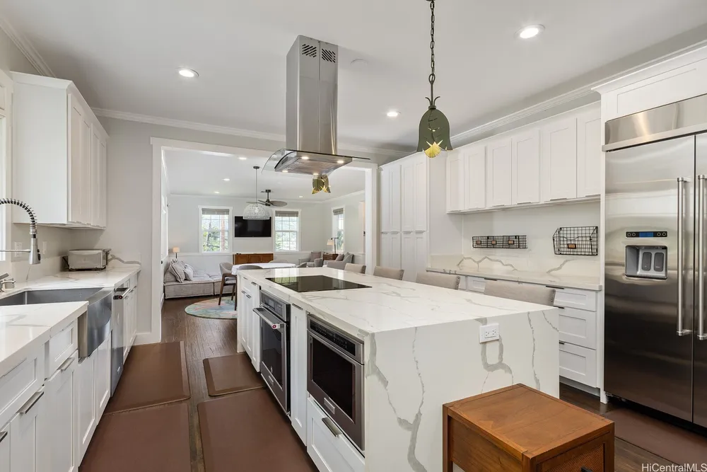 3116 Oahu Ave, Honolulu, HI 96822