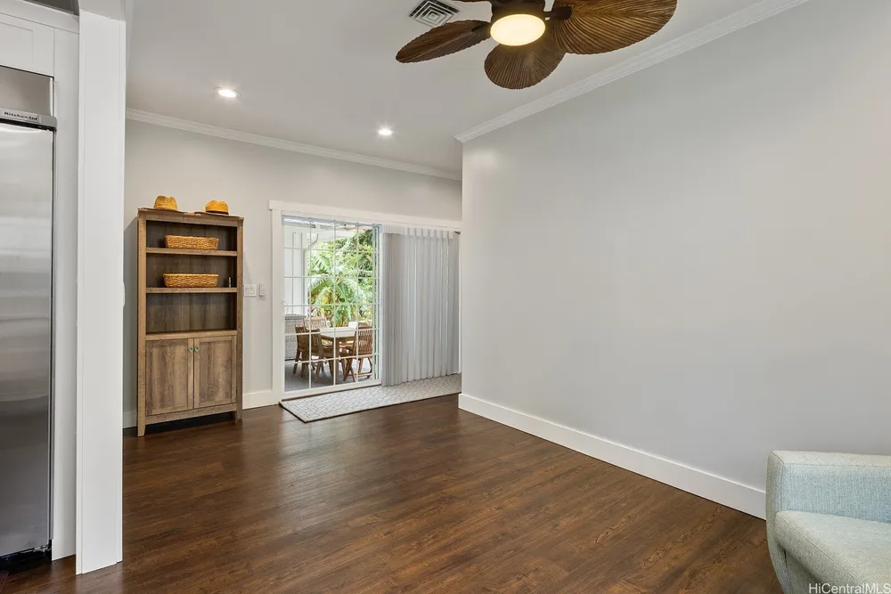 3116 Oahu Ave, Honolulu, HI 96822