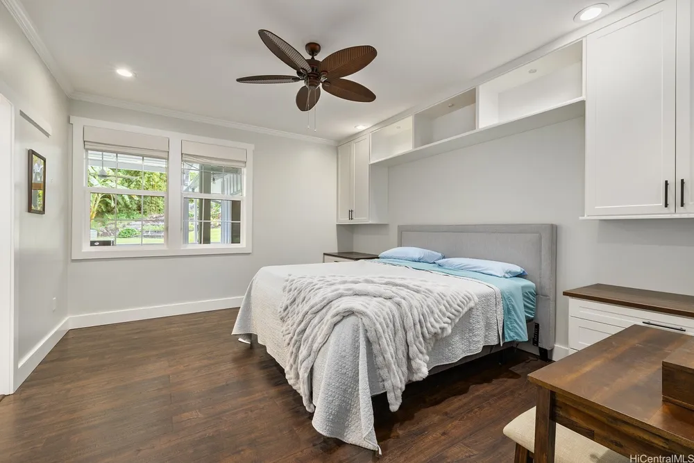 3116 Oahu Ave, Honolulu, HI 96822