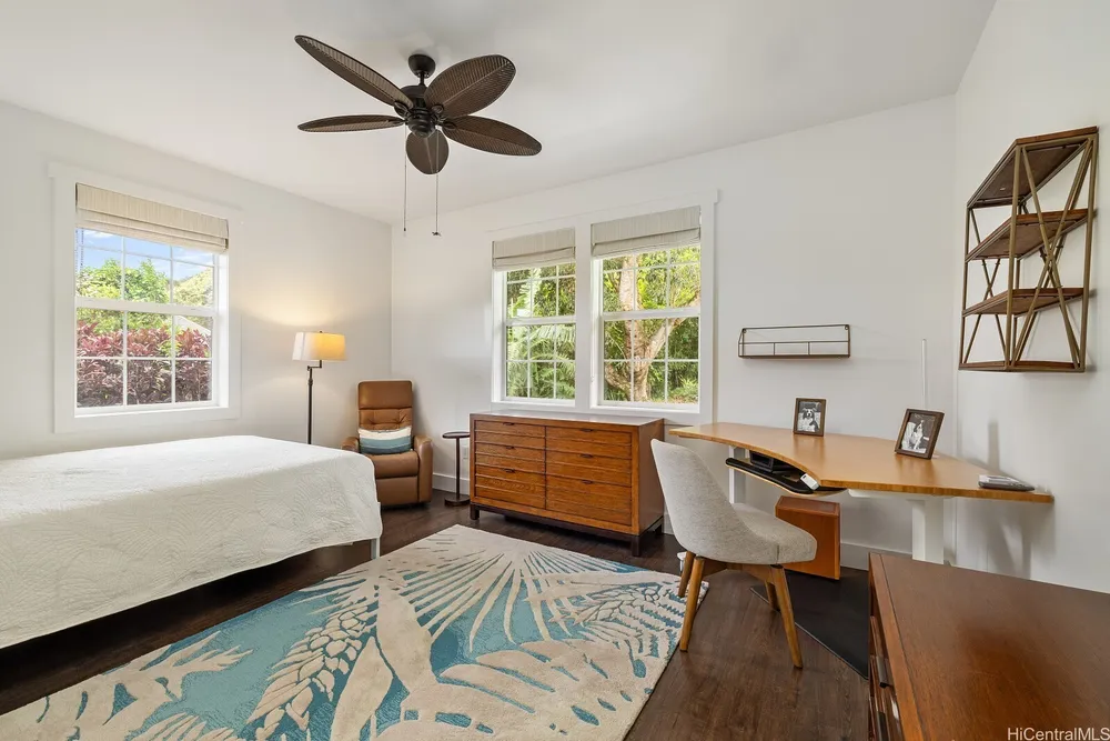 3116 Oahu Ave, Honolulu, HI 96822