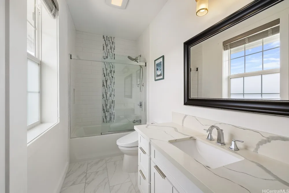 3116 Oahu Ave, Honolulu, HI 96822