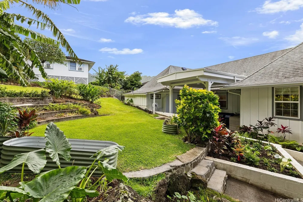 3116 Oahu Ave, Honolulu, HI 96822