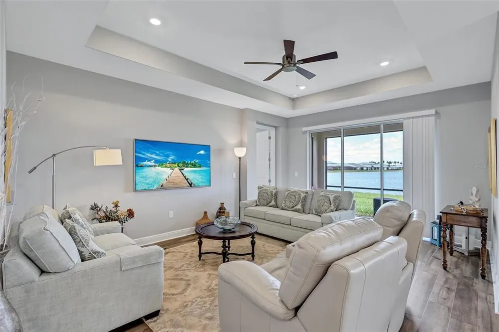 17241 Savory Mist Circle, Bradenton, FL 34211