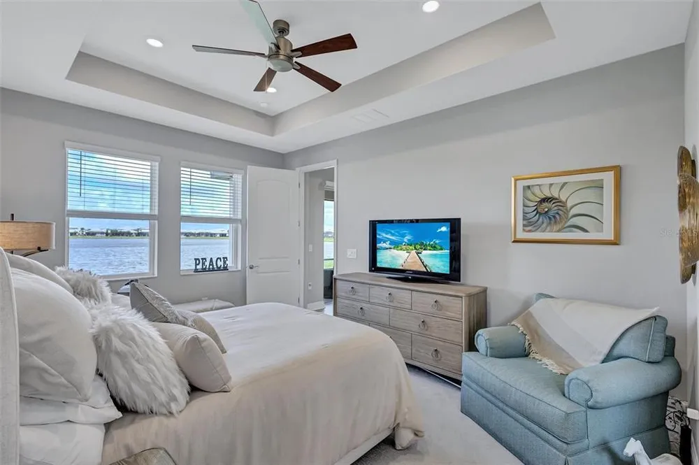 17241 Savory Mist Circle, Bradenton, FL 34211