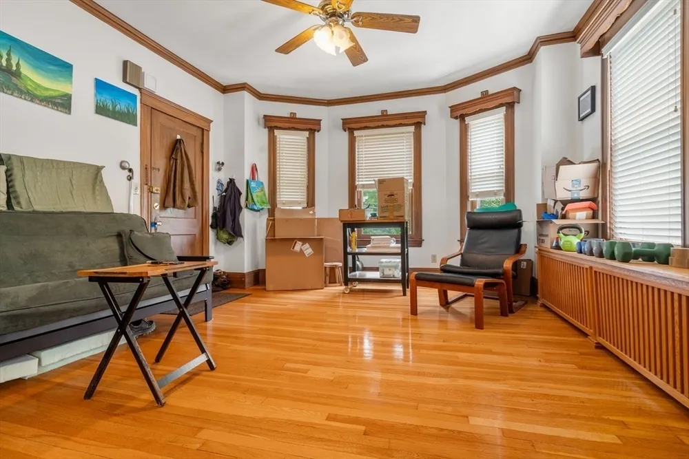 21 Milton St, Somerville, MA 02144