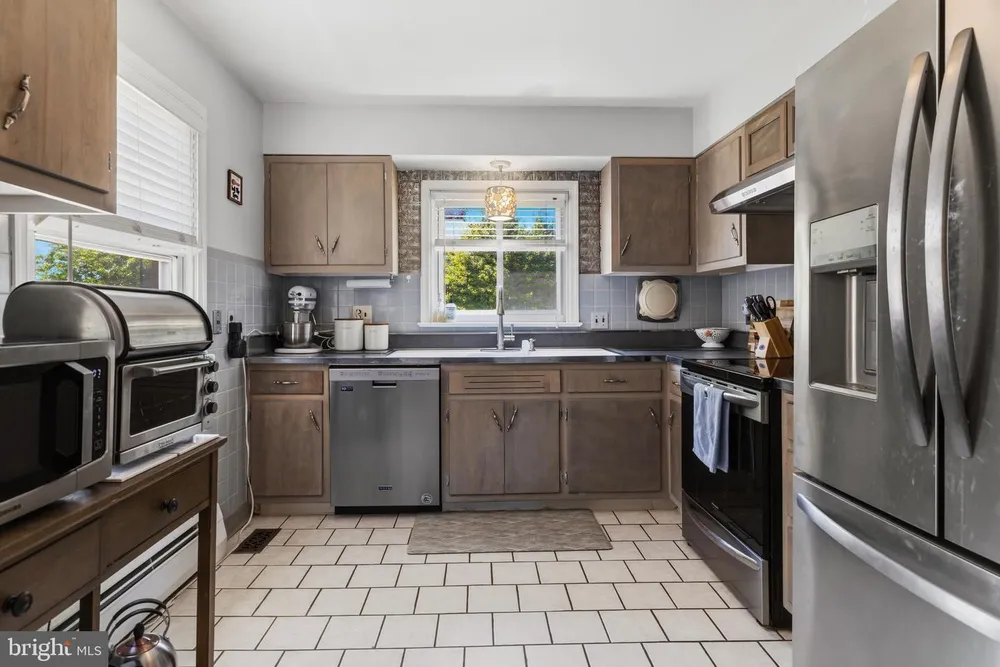 116 Roberts Ave, Glenside, PA 19038
