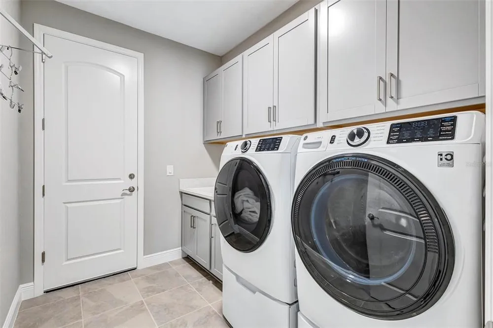 17241 Savory Mist Circle, Bradenton, FL 34211
