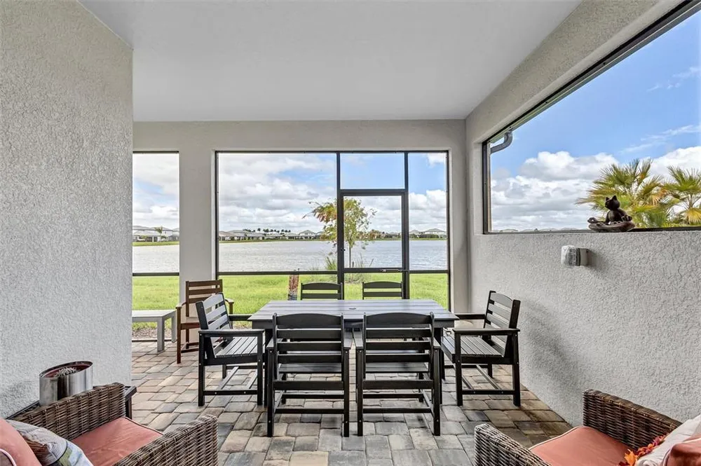 17241 Savory Mist Circle, Bradenton, FL 34211
