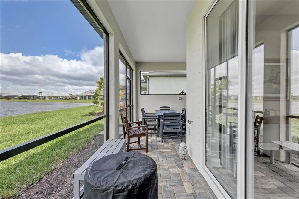 17241 Savory Mist Circle, Bradenton, FL 34211