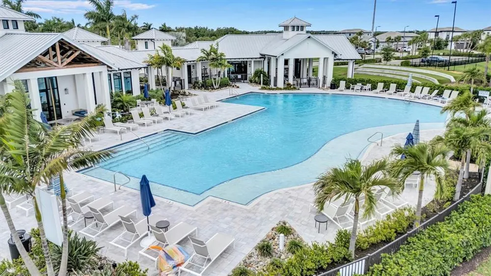 17241 Savory Mist Circle, Bradenton, FL 34211