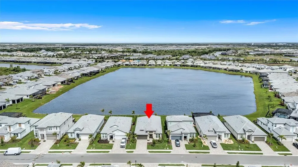 17241 Savory Mist Circle, Bradenton, FL 34211