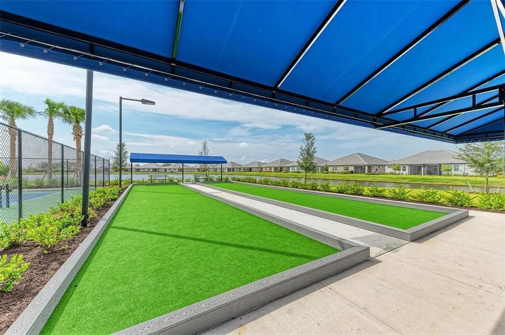 17241 Savory Mist Circle, Bradenton, FL 34211