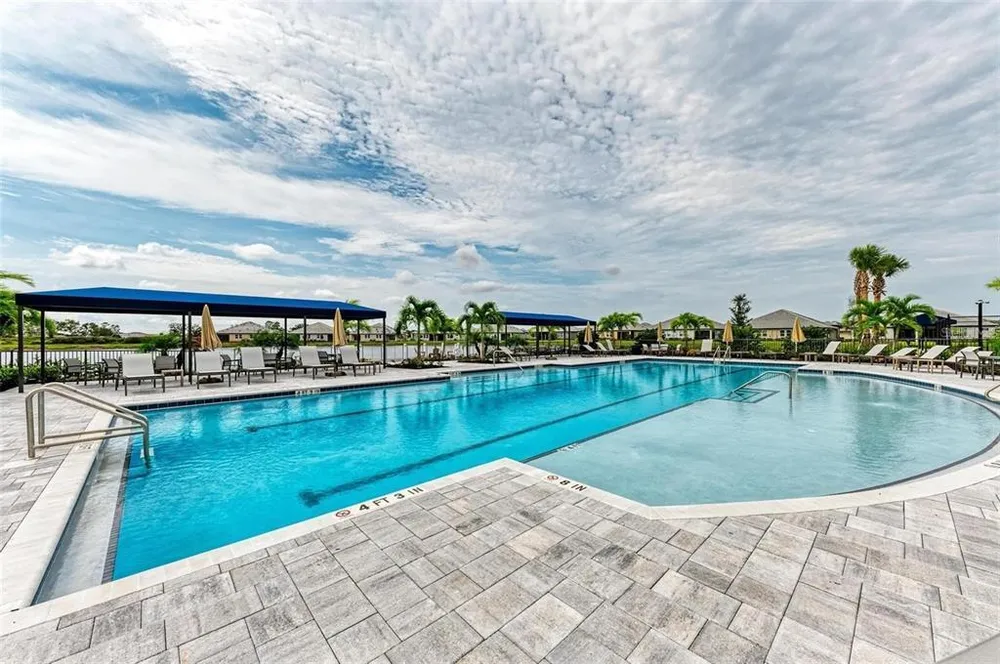 17241 Savory Mist Circle, Bradenton, FL 34211