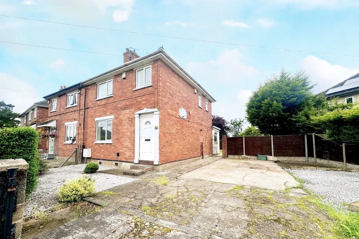 Locarno Road, Moorends, DONCASTER
