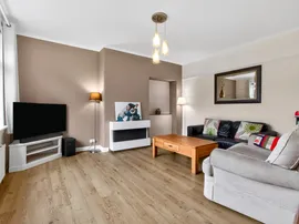 Easterton Crescent, Cowie, Stirling thumb 2