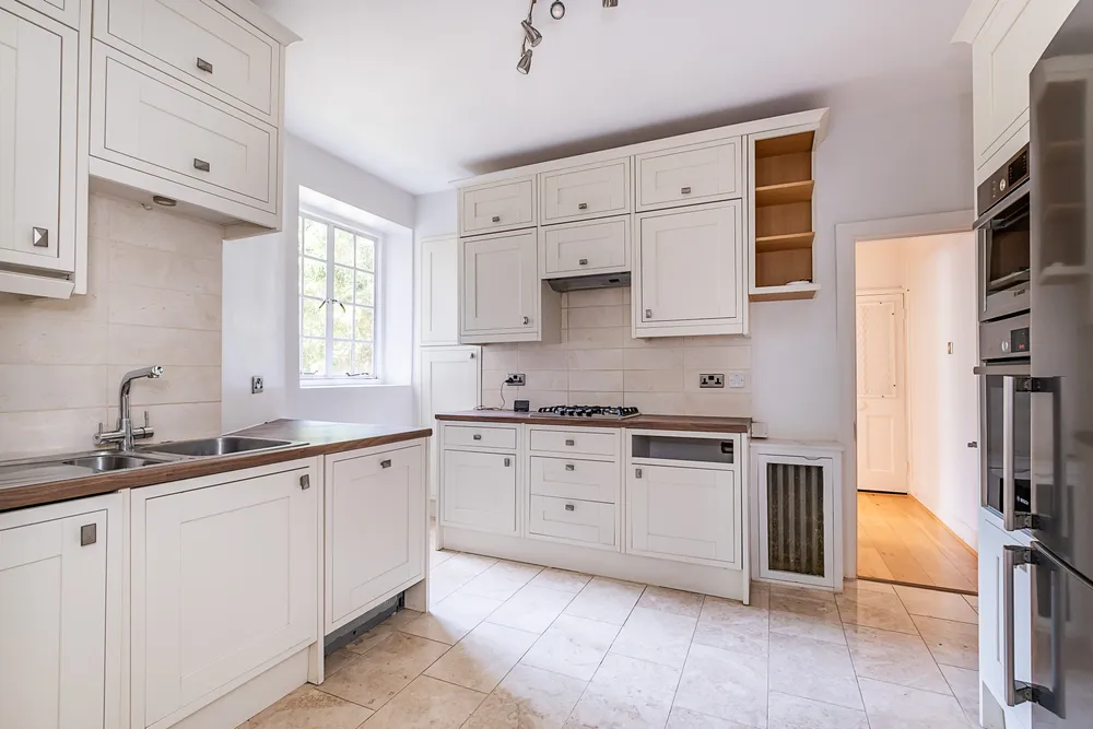 Wildcroft Road, London, SW15