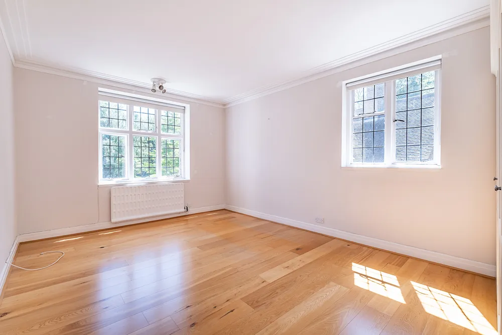 Wildcroft Road, London, SW15
