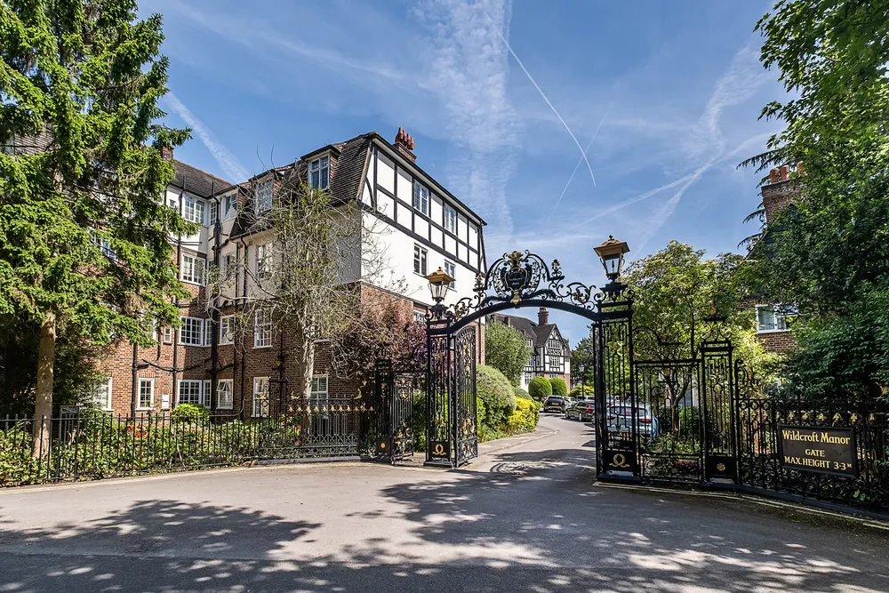 Wildcroft Road, London, SW15