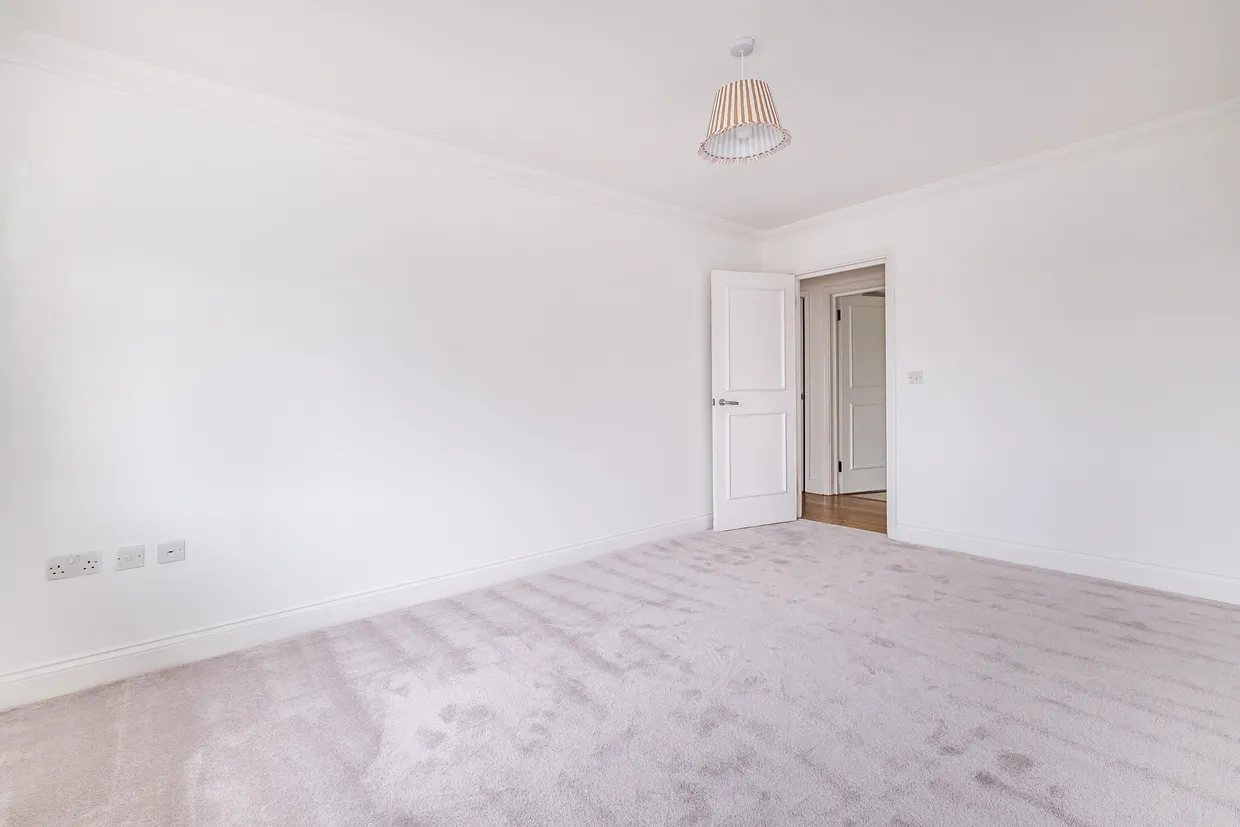 Wilmer Crescent, Kingston Upon Thames, KT2 photo 2