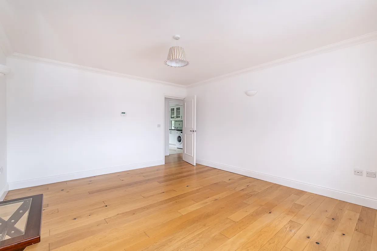 Wilmer Crescent, Kingston Upon Thames, KT2 photo 7