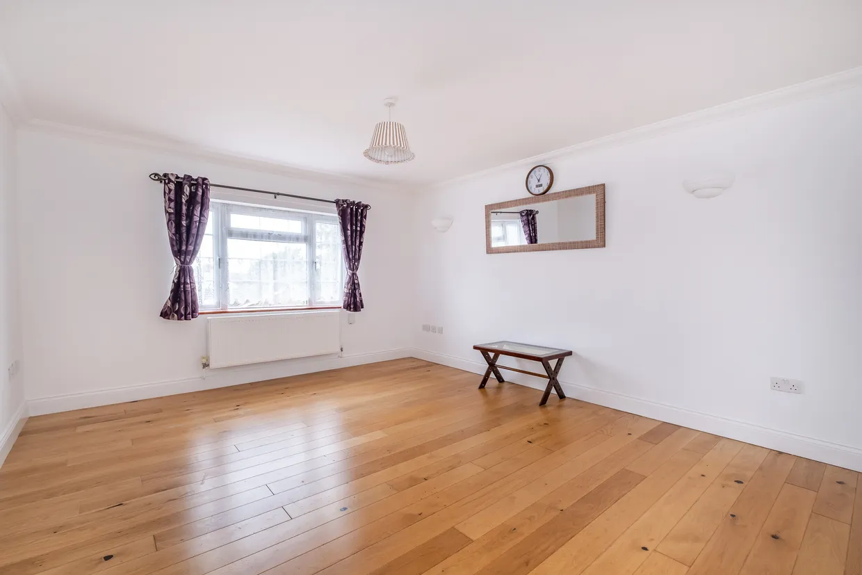 Wilmer Crescent, Kingston Upon Thames, KT2 photo 8