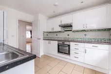 Wilmer Crescent, Kingston Upon Thames, KT2 photo 9