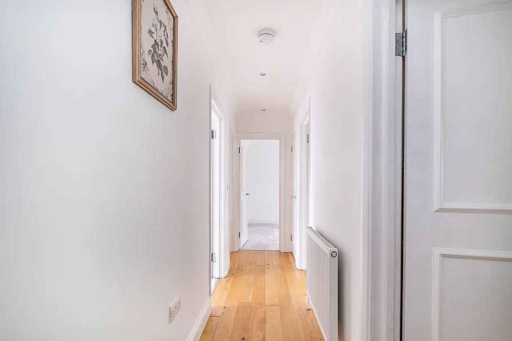 Wilmer Crescent, Kingston Upon Thames, KT2 photo 12