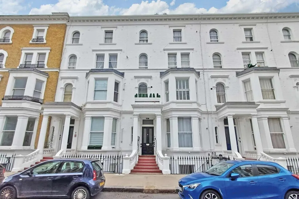 Nevern Place, Earls Court, LONDON