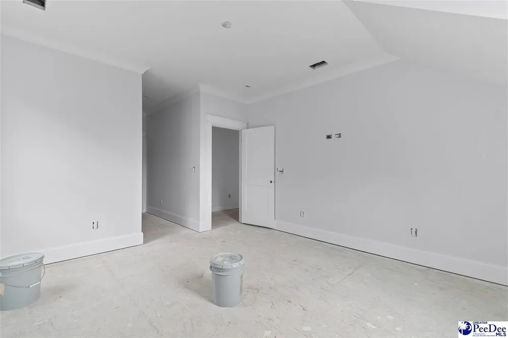 1185 McLaughlin Rd, Effingham, SC 29541-3111