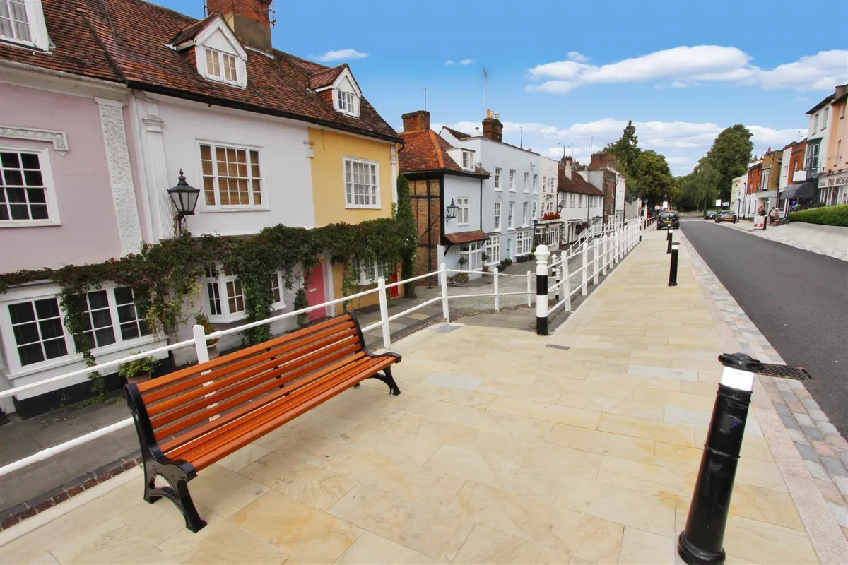 Heritage Gate, High Street, Old Town, HP1 3AF