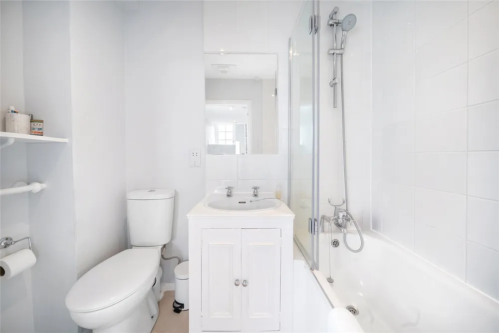 Sussex Street, Pimlico, London, SW1V