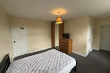 Third Avenue, NOTTINGHAM