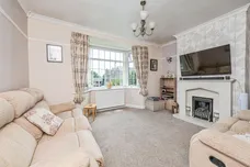 Botham Hall Road, HUDDERSFIELD
