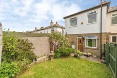 Botham Hall Road, HUDDERSFIELD