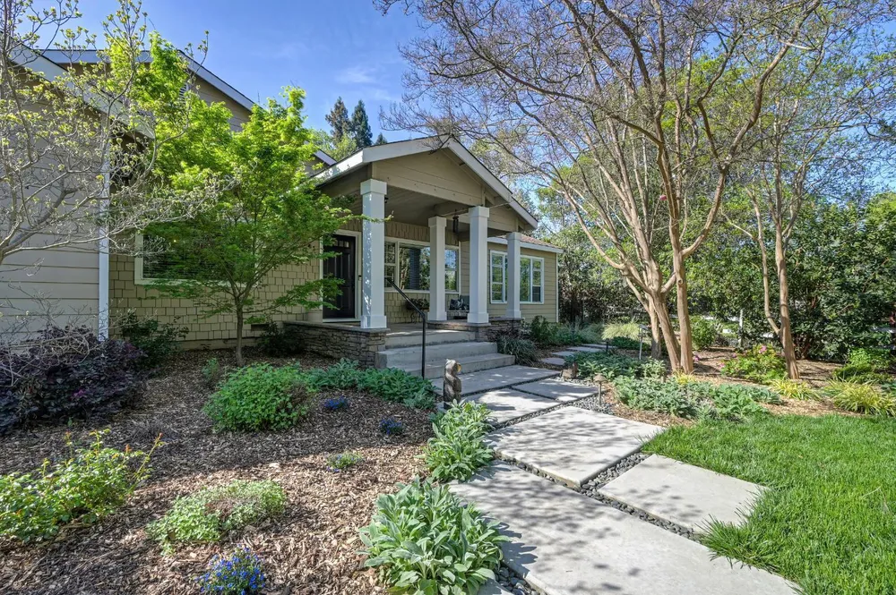 5216 Marione Dr, Carmichael, CA 95608