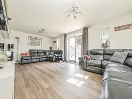 Brigade Grove, Colchester thumb 3