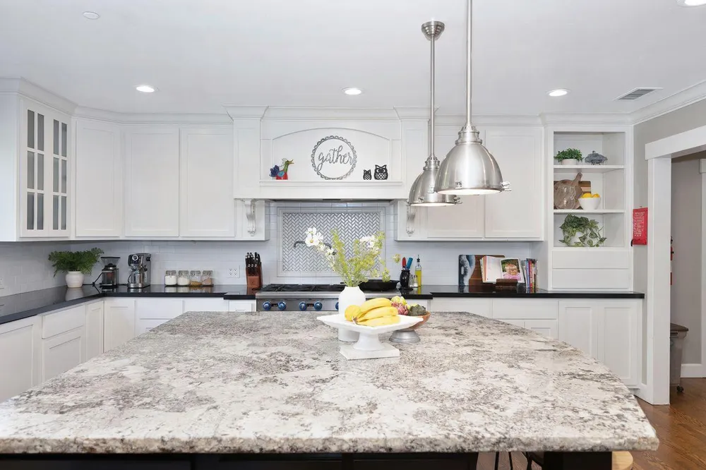 5216 Marione Dr, Carmichael, CA 95608