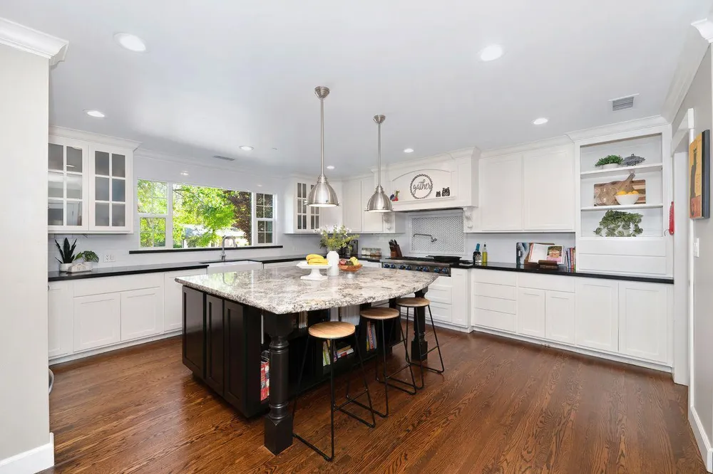 5216 Marione Dr, Carmichael, CA 95608
