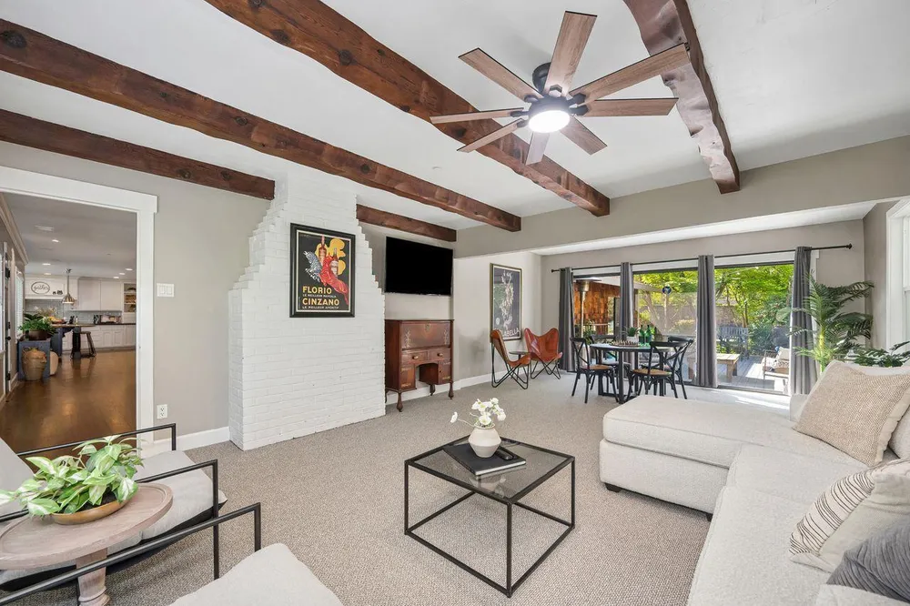 5216 Marione Dr, Carmichael, CA 95608
