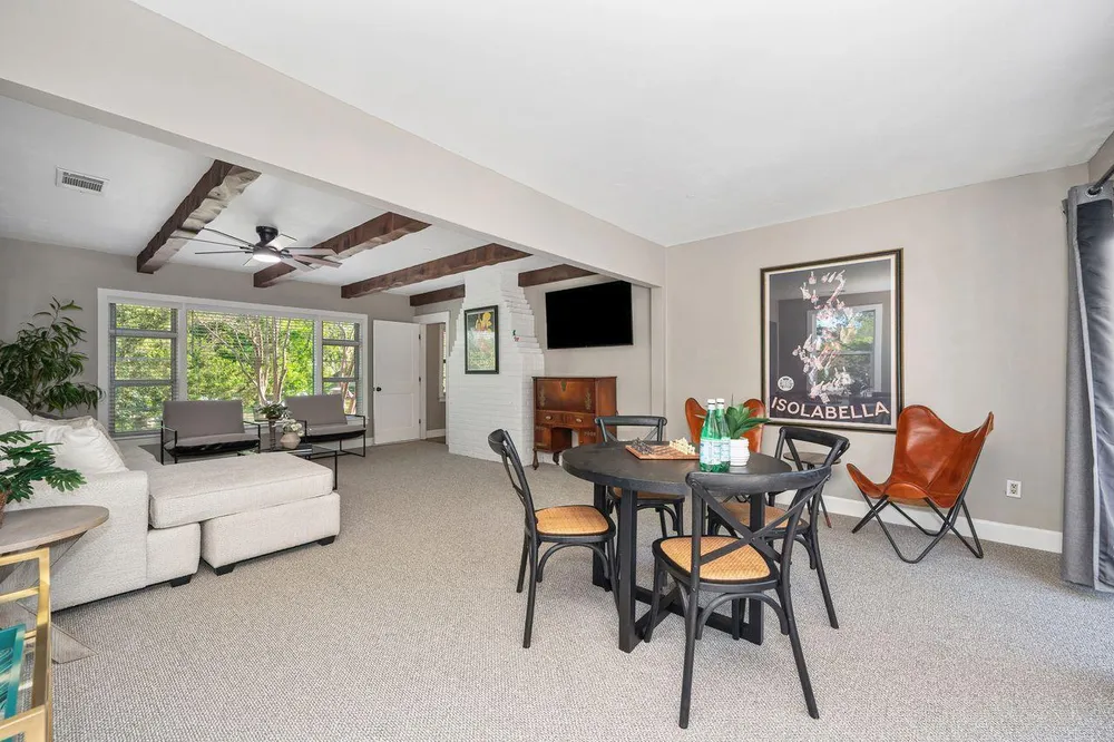 5216 Marione Dr, Carmichael, CA 95608