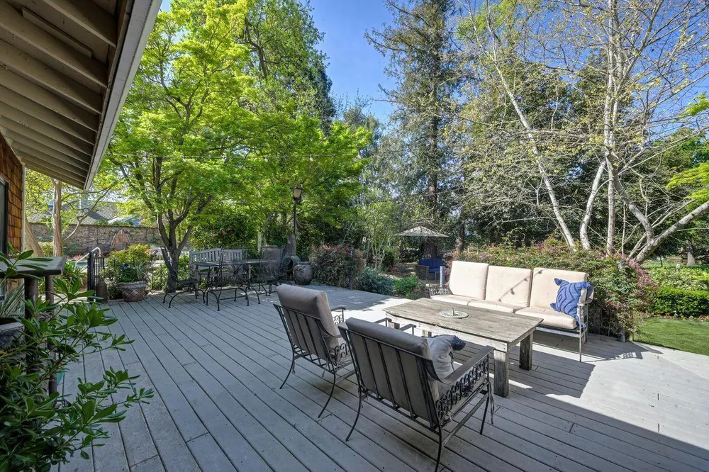 5216 Marione Dr, Carmichael, CA 95608
