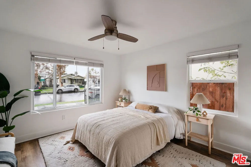 607 W 111th Pl, South Los Angeles, CA 90044