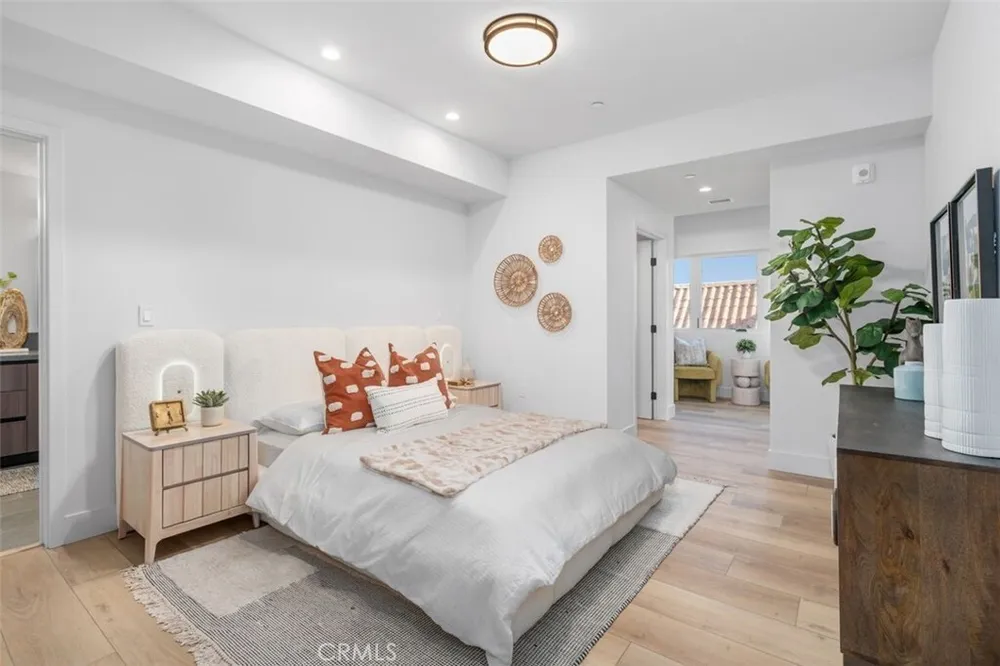 150 S Oak Knoll Ave, Pasadena, CA 91101